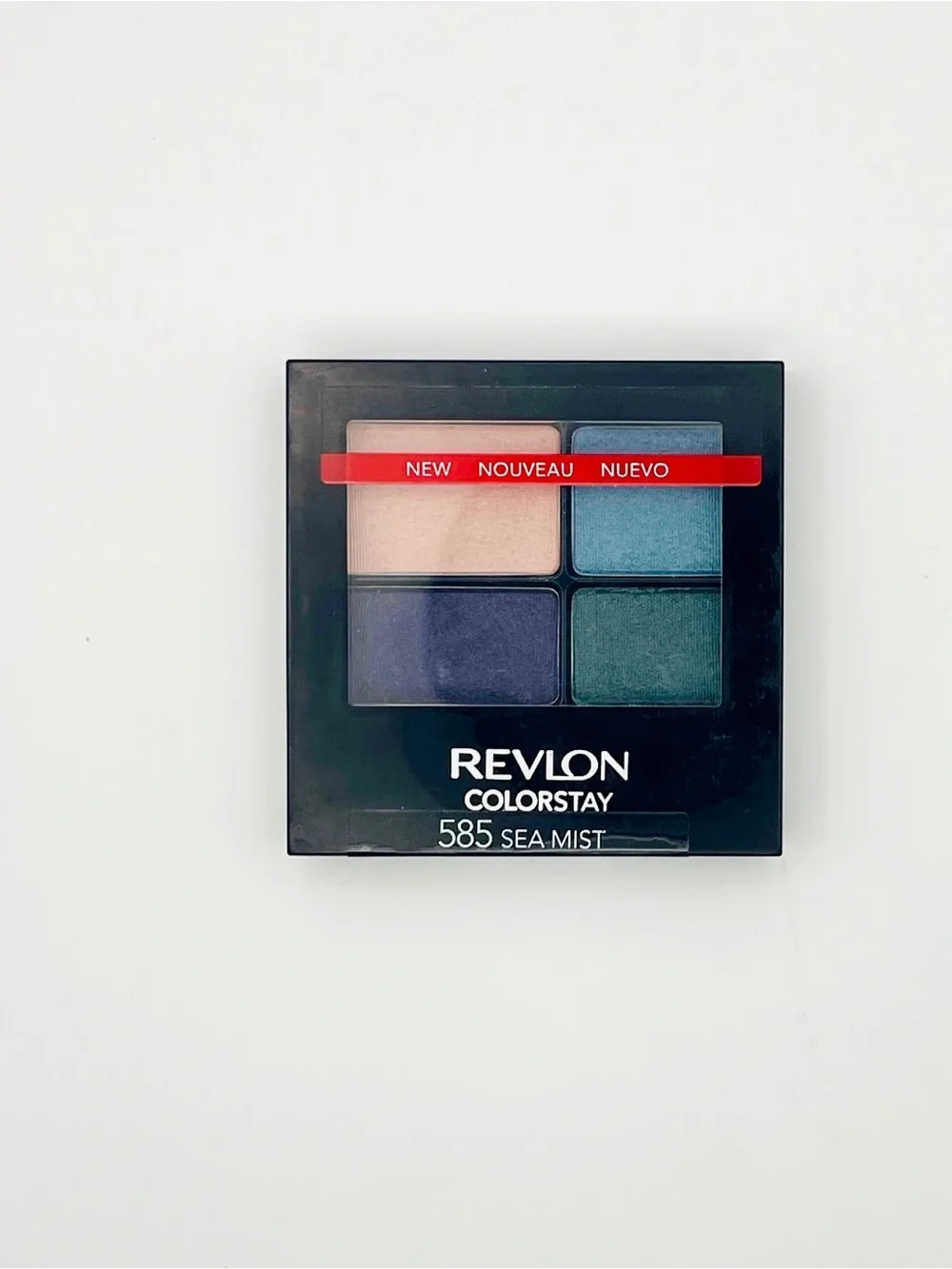 Revlon ColorStay 16 Hour Eye Quad Bundle Sea Mist 585 + Harmonious 595 Palettes